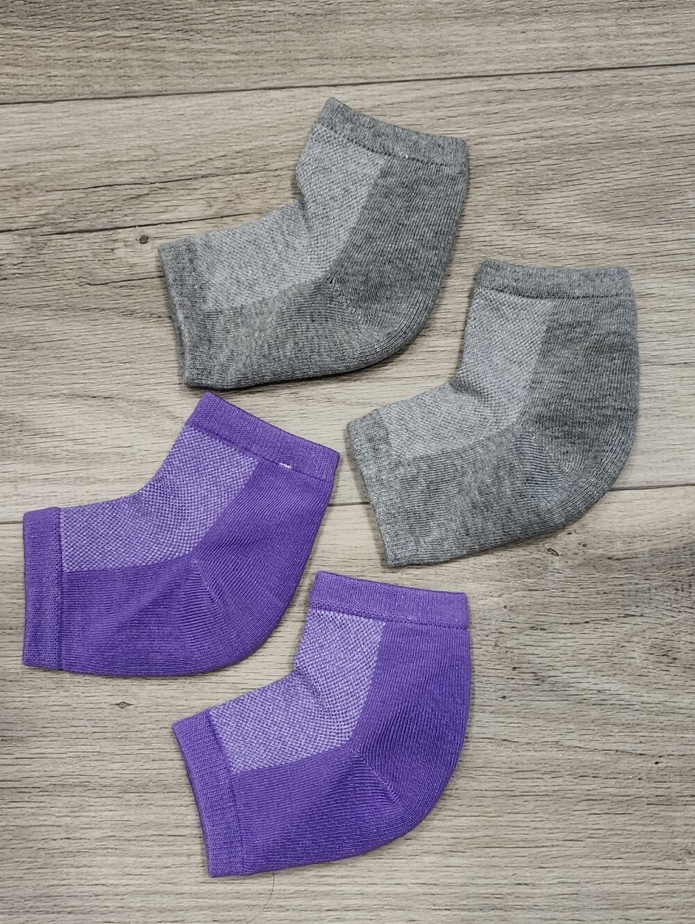 NEW Gel Moisturizing Heel Socks for Dry Cracked Feet - 2 PAIR